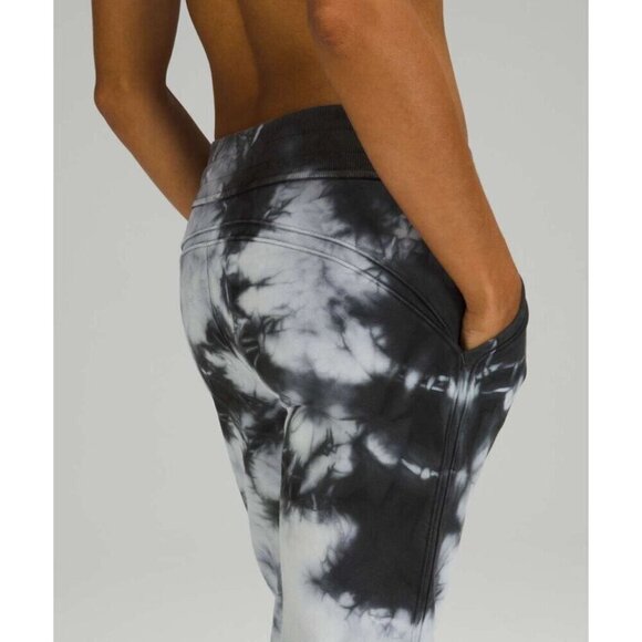 Lululemon Warm Down Jogger *Earth Dye Size 4 Stone - Picture 11 of 12